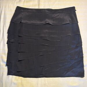 Ann Taylor Classic Black Tiered Mini Skirt size 4 100% Silk